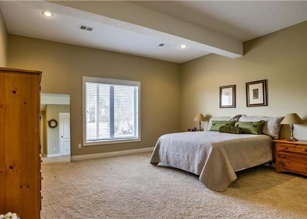 10200 N Park Avenue — photo 16