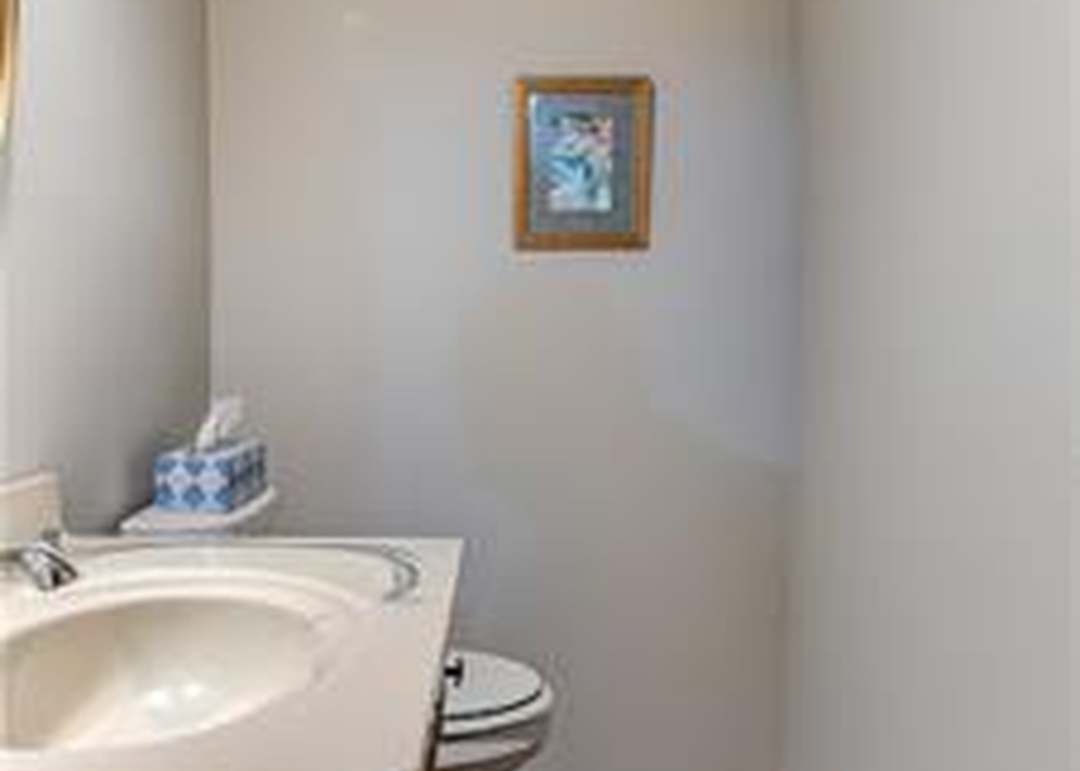 10201 Lamar Avenue — photo 22