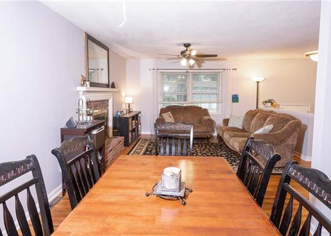 10202 Moody Park Drive — photo 2