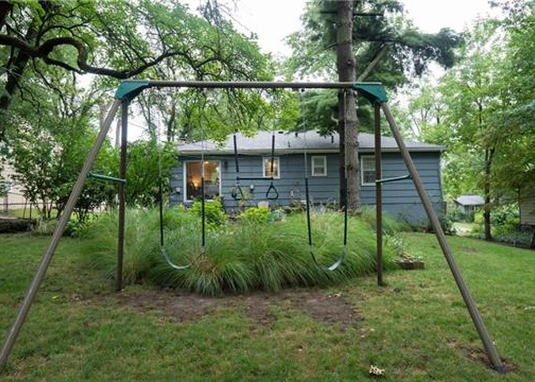 10202 Moody Park Drive — photo 28