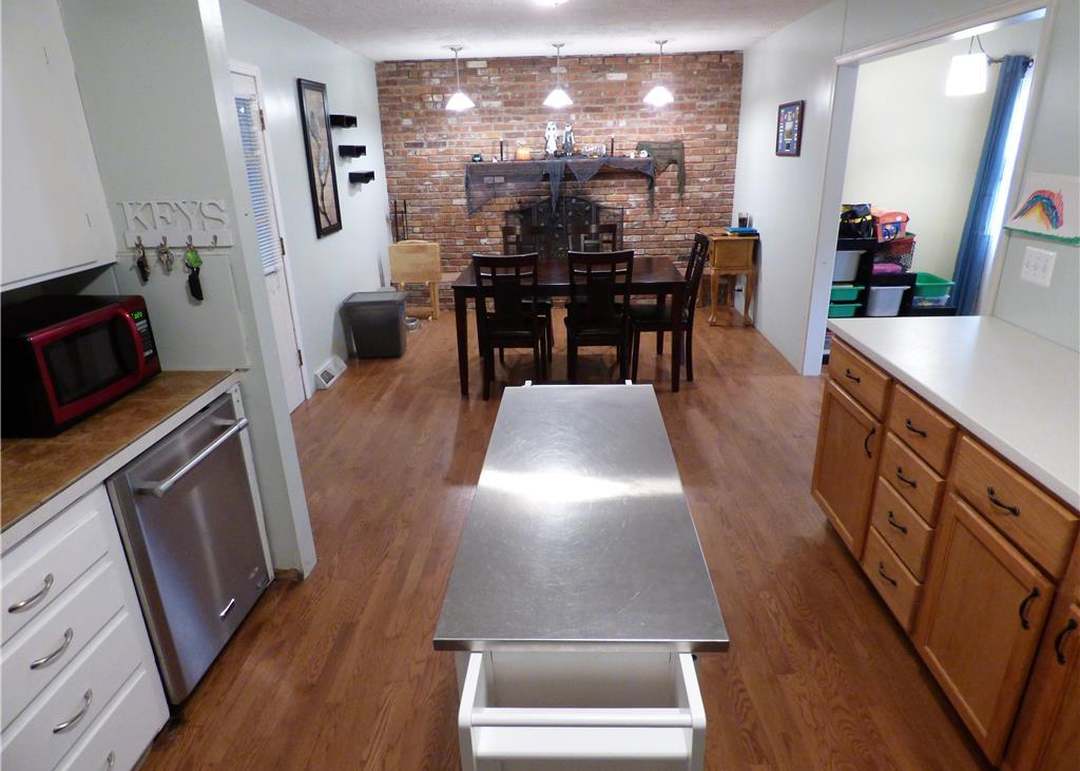 10204 W 54TH Terrace — photo 7