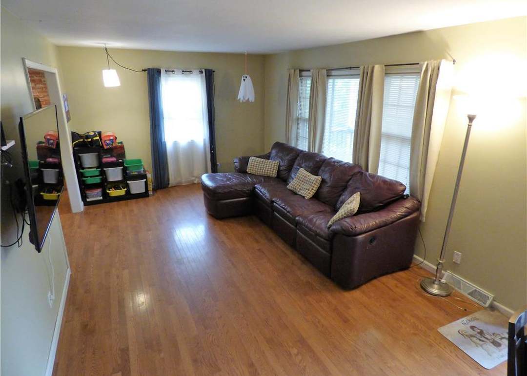 10204 W 54TH Terrace — photo 13