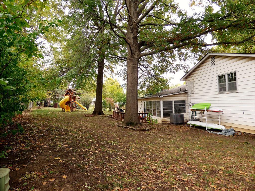 10204 W 54TH Terrace — photo 37