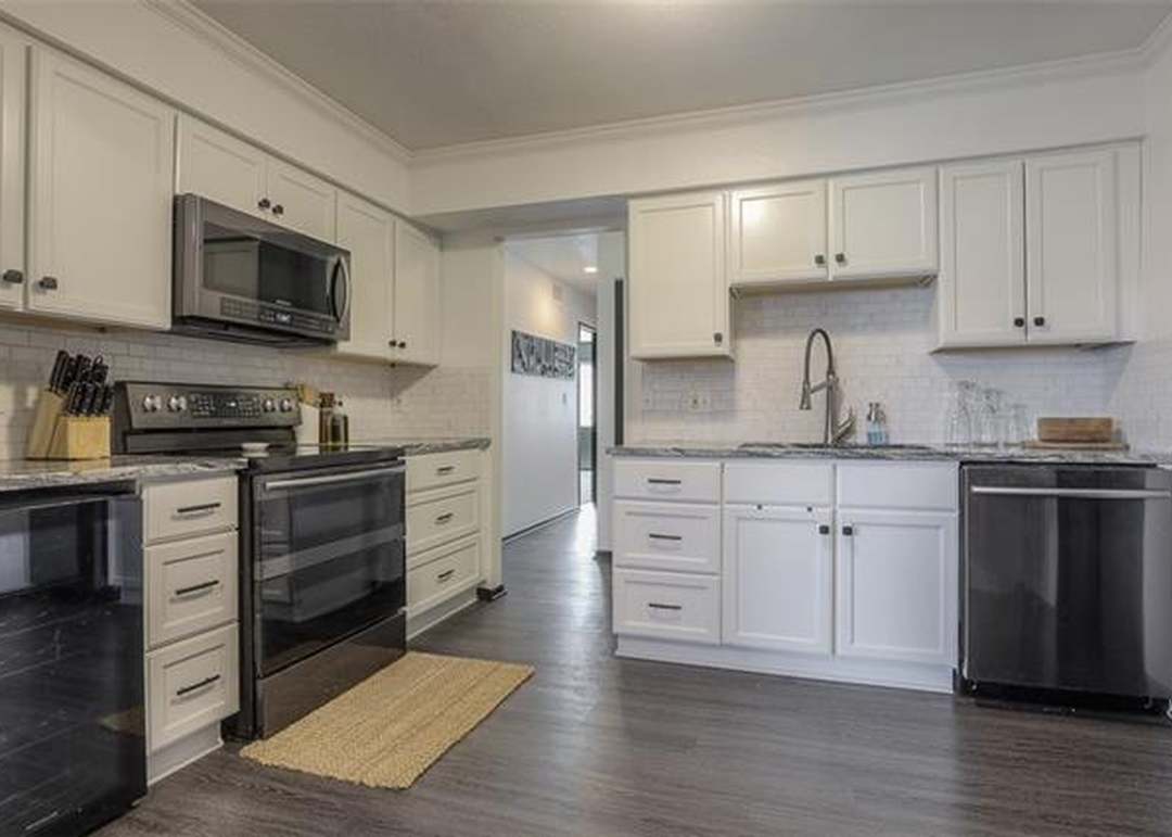 10204 W 96th Terrace — photo 7