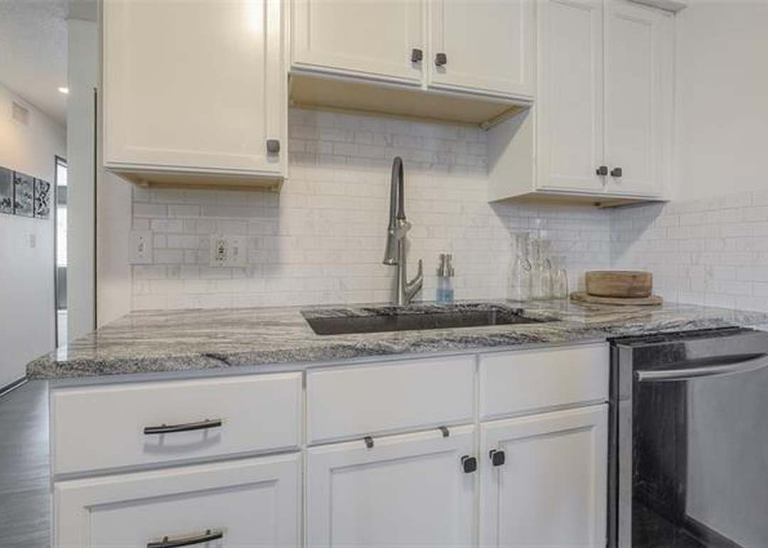 10204 W 96th Terrace — photo 8