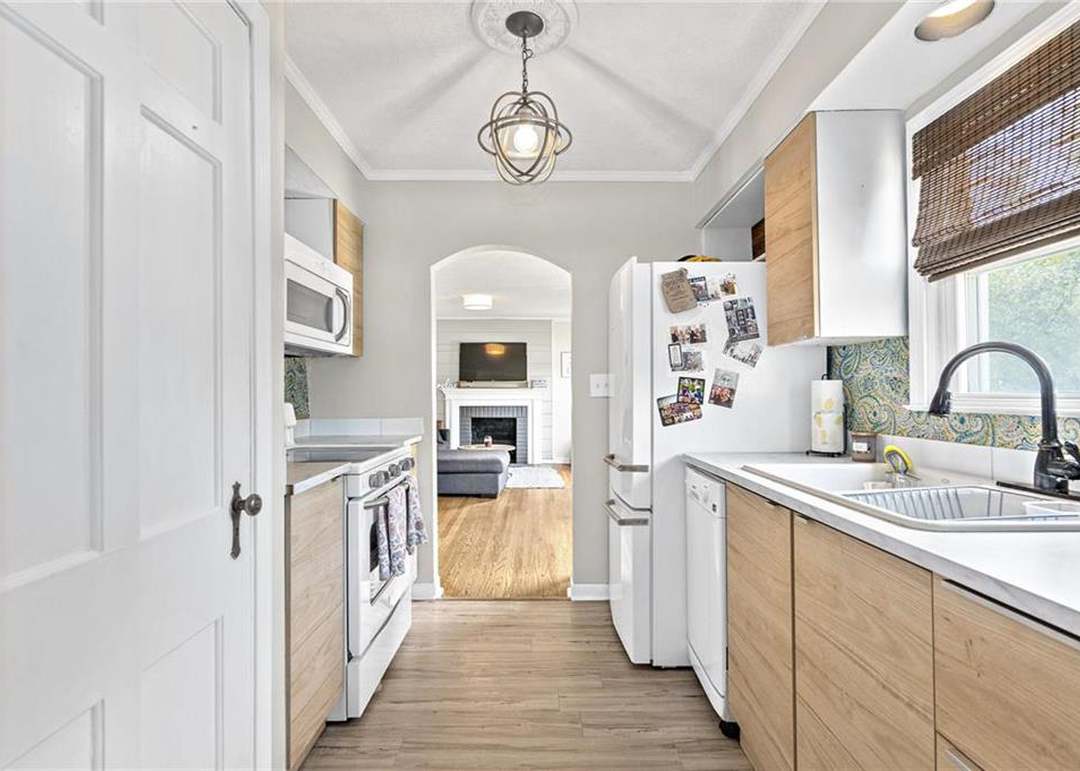 10206 W 60TH Terrace — photo 15