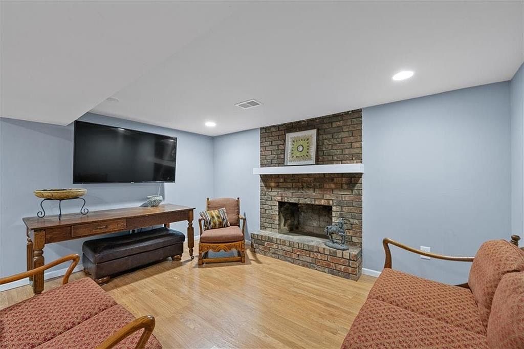 10207 E 96th Street — photo 19