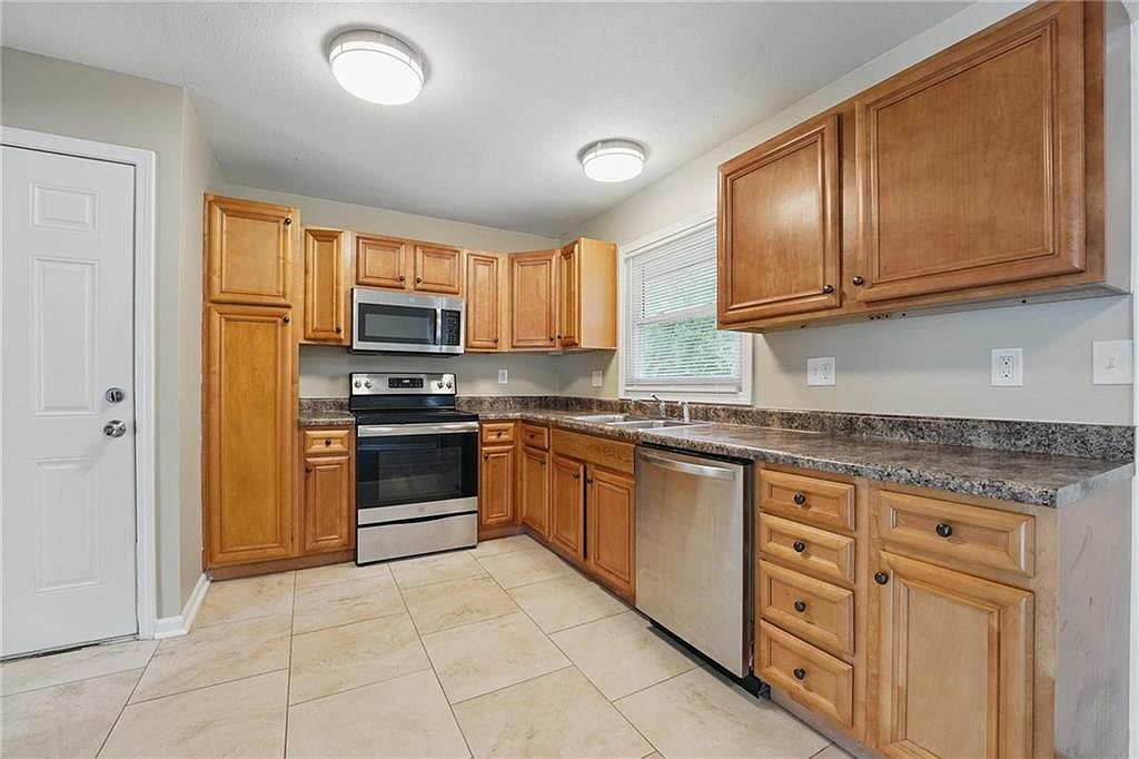 10217 Wheeling Avenue — photo 19