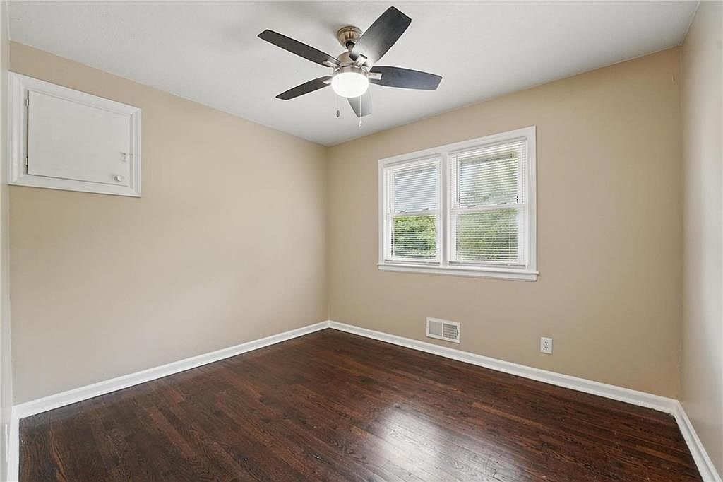 10217 Wheeling Avenue — photo 27