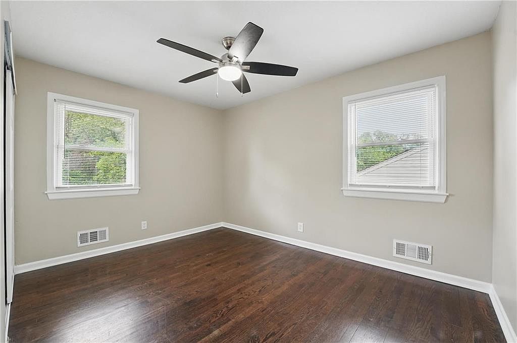 10217 Wheeling Avenue — photo 29