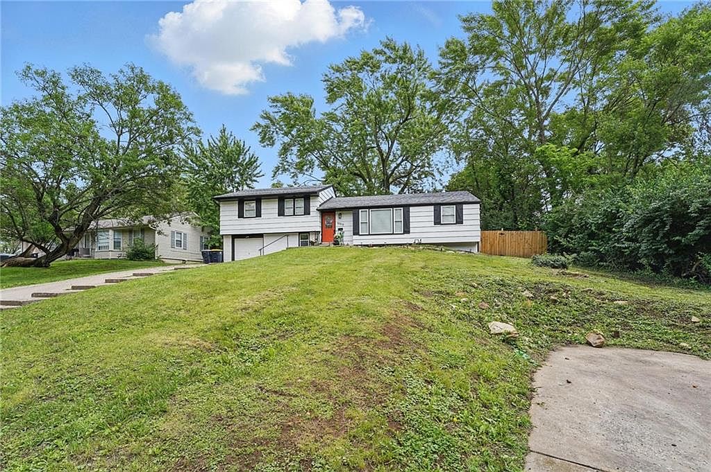 10217 Wheeling Avenue — photo 45
