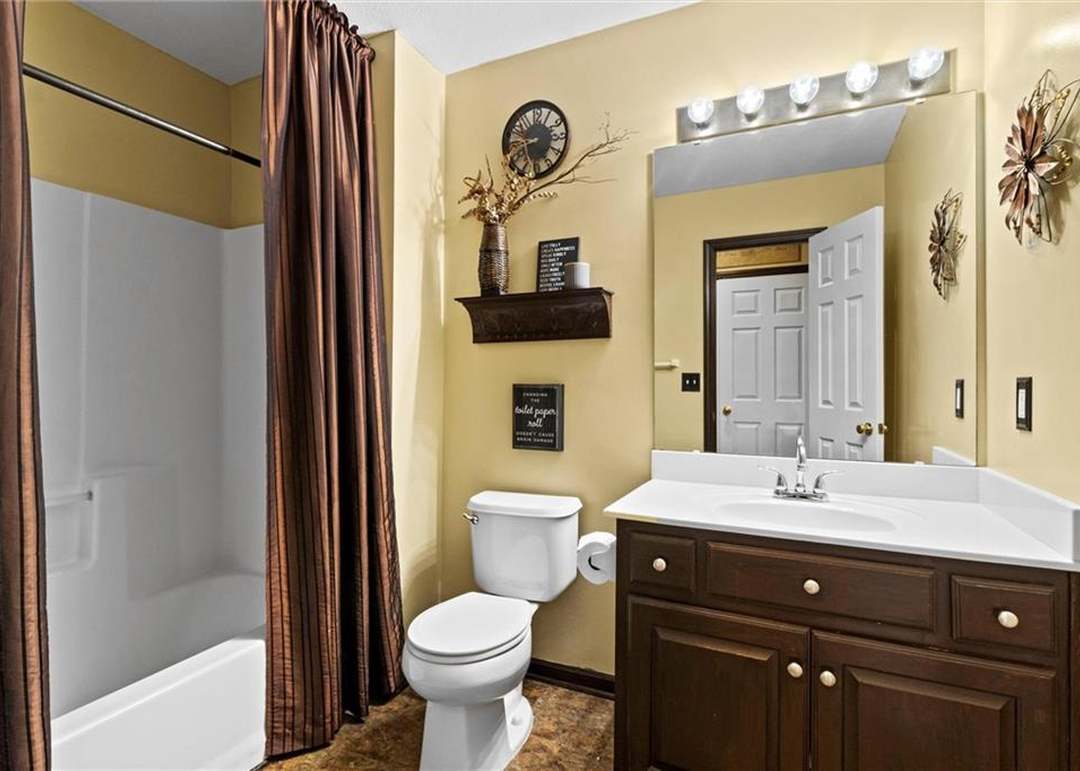 1022 Cottage Creek Circle — photo 33