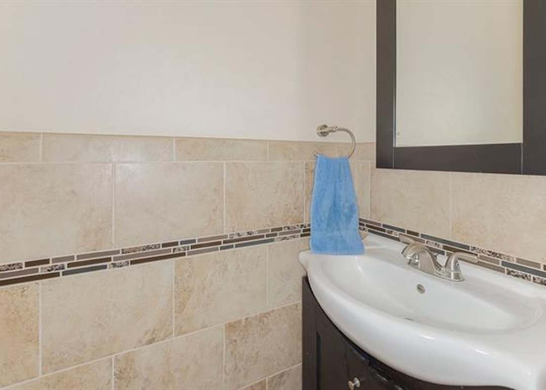 10227 Long Street — photo 2