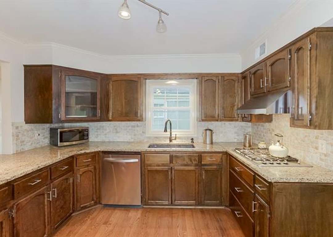 10227 Long Street — photo 13