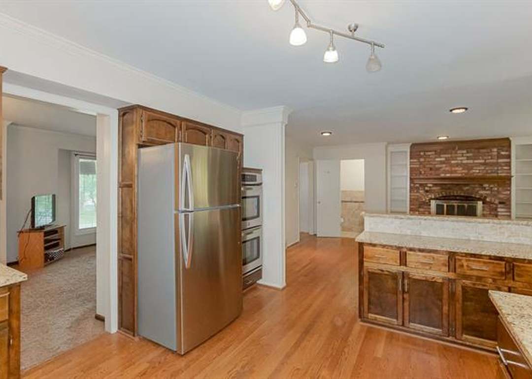 10227 Long Street — photo 15