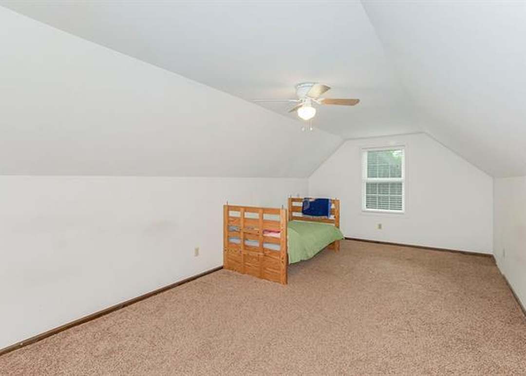 10227 Long Street — photo 23