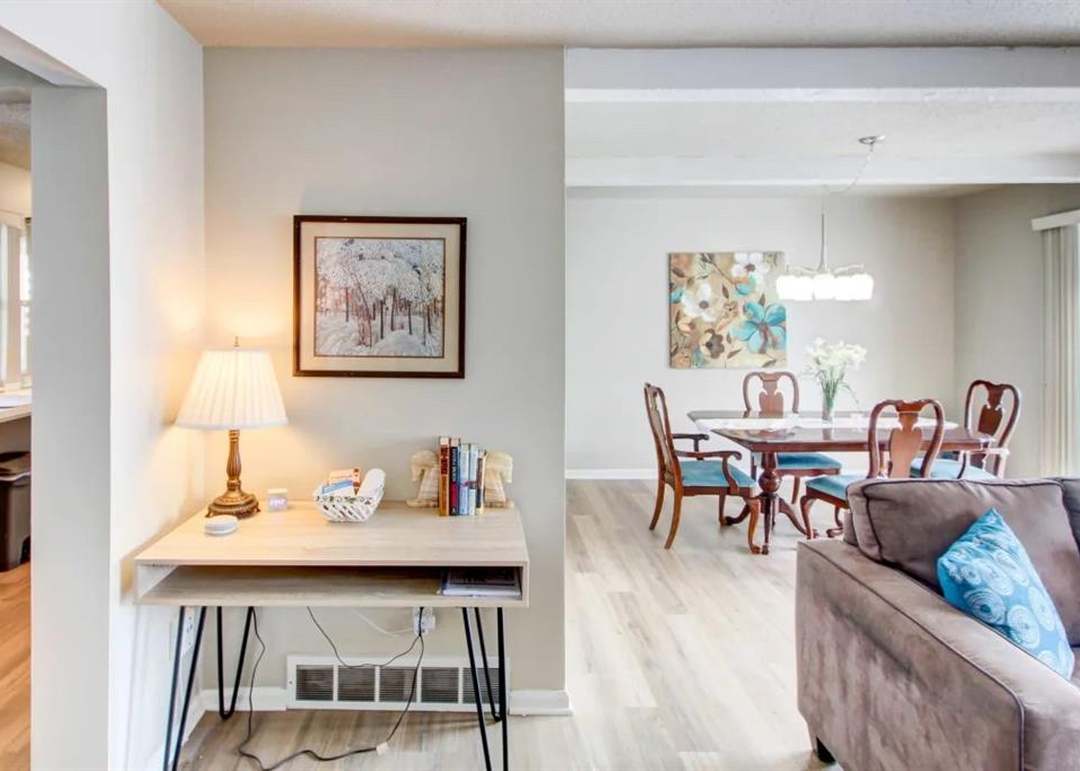 10233 Robinson Street — photo 14