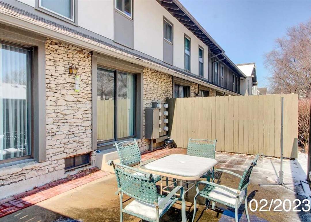 10233 Robinson Street — photo 24