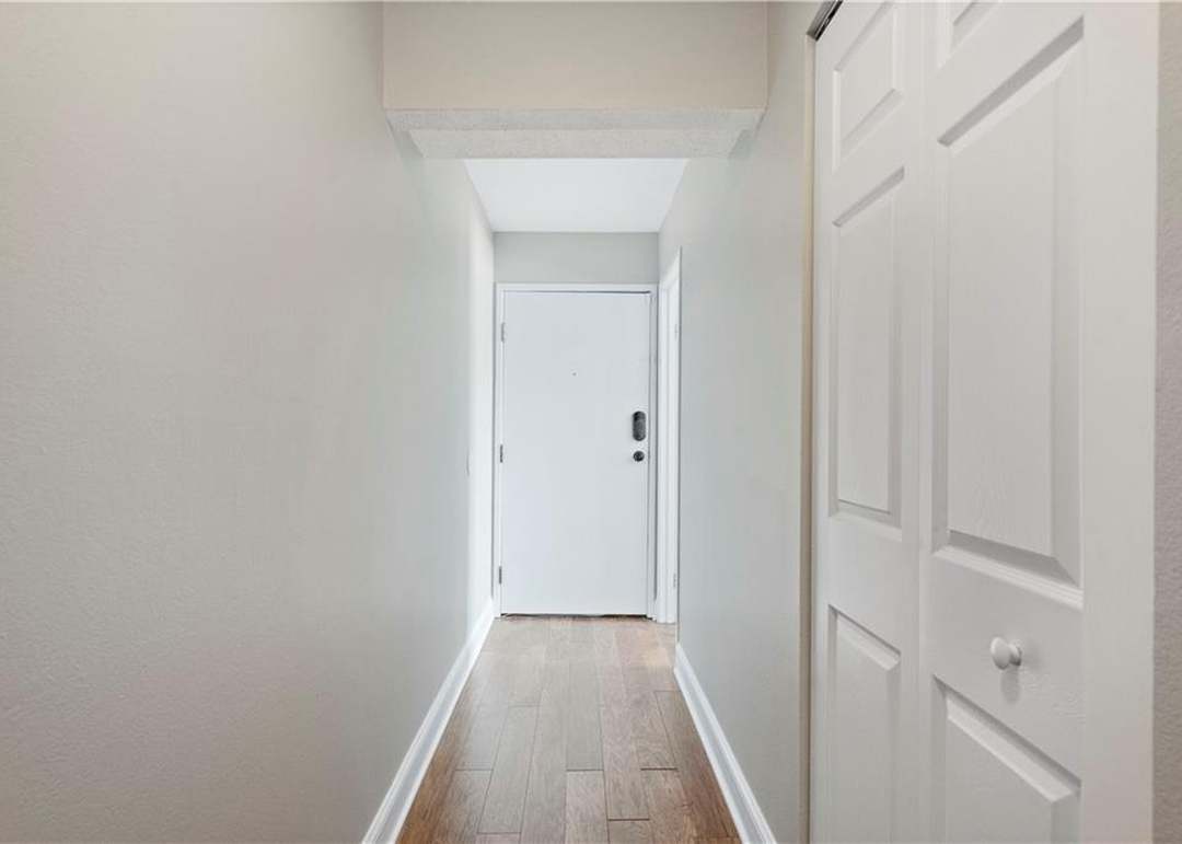 10240 W 96th Terrace — photo 2