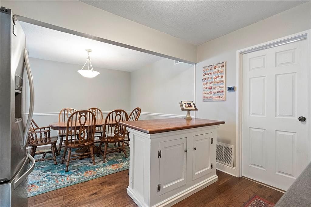 10240 W 96TH TERRACE — photo 5