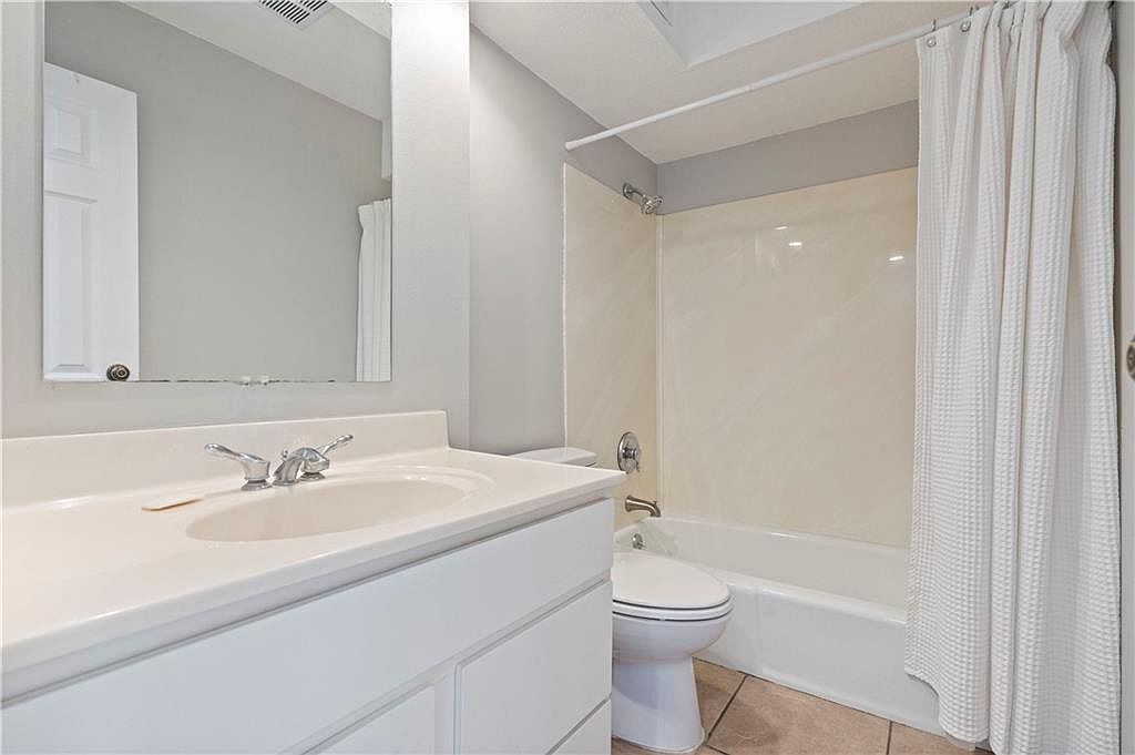 10240 W 96TH TERRACE — photo 14