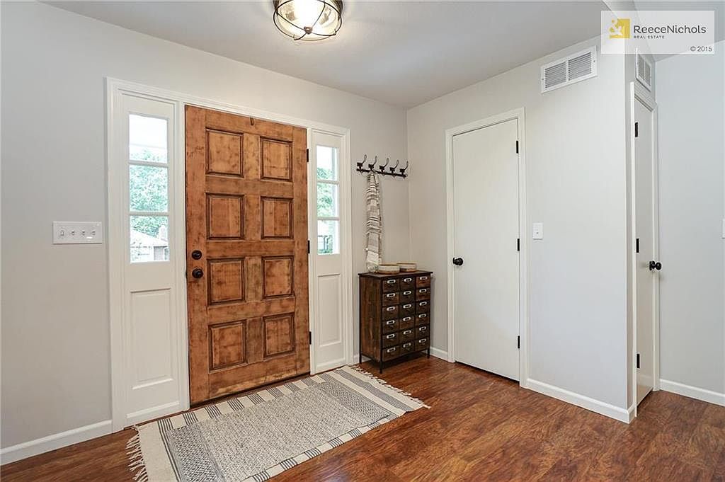 10405 NW 57TH Street — photo 5