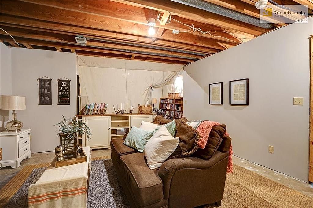 10405 NW 57TH Street — photo 26