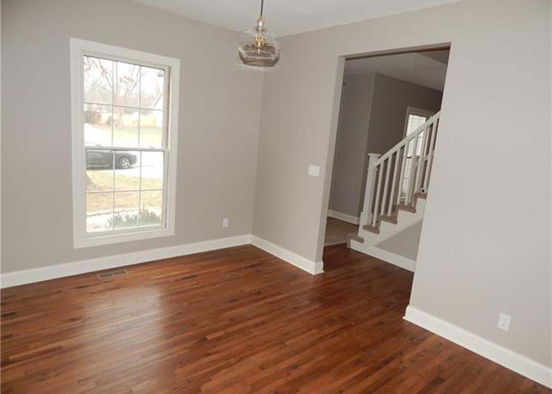 105 Brookwood Court — photo 10