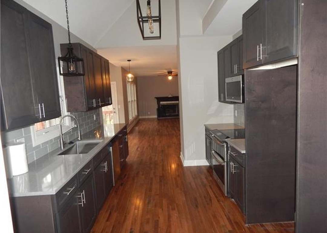 105 Brookwood Court — photo 19