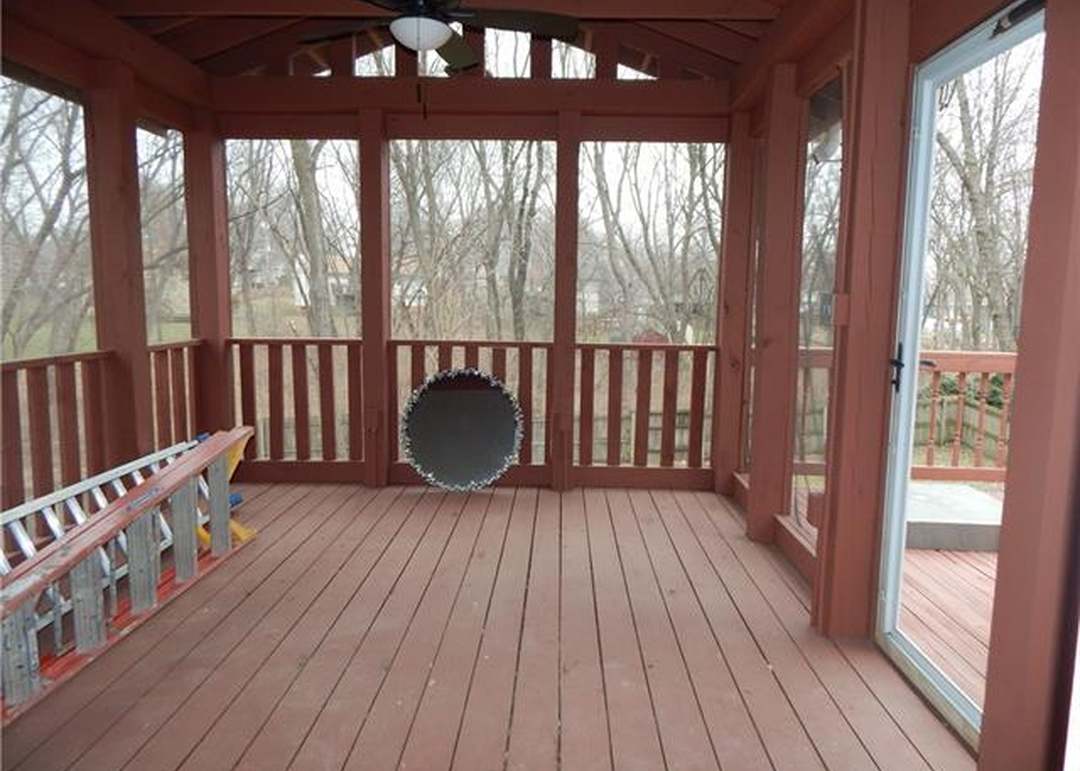 105 Brookwood Court — photo 22