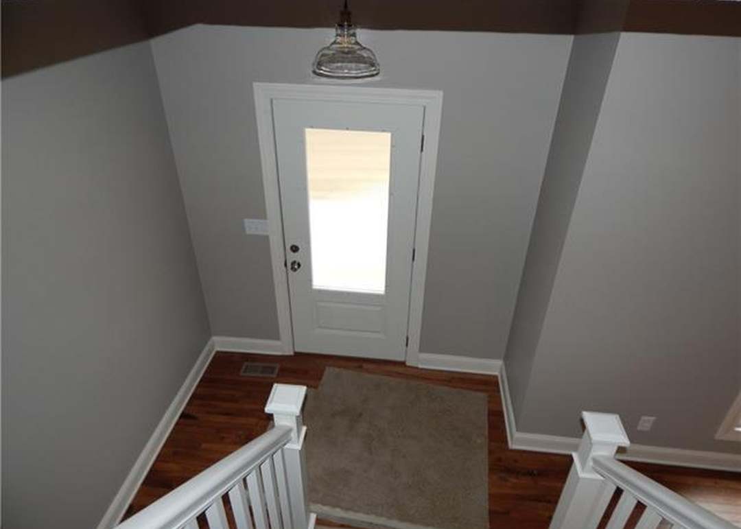 105 Brookwood Court — photo 33