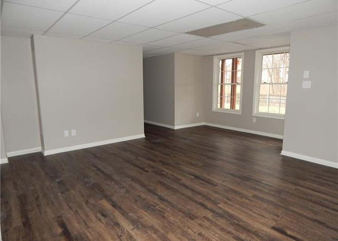 105 Brookwood Court — photo 39