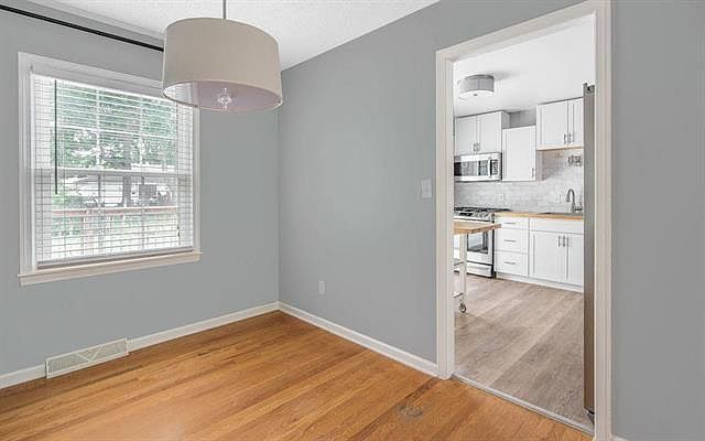 10508 W 91ST Street — photo 9