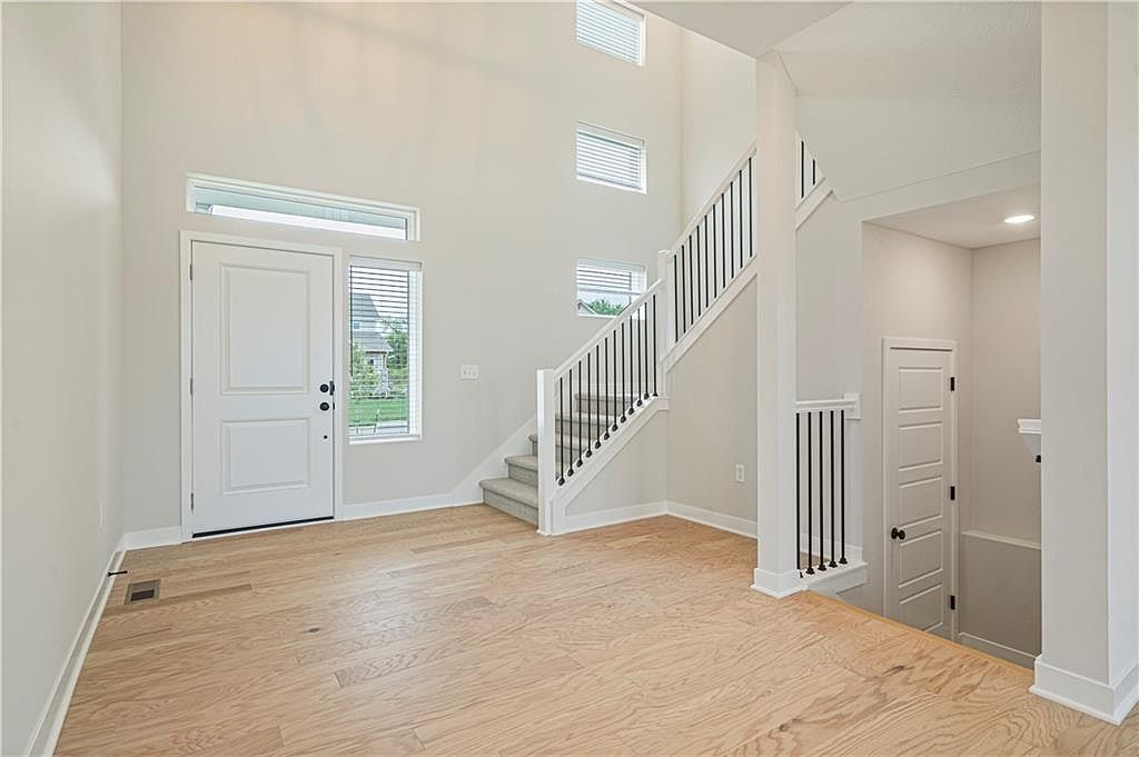 10527 N Jefferson Street — photo 5