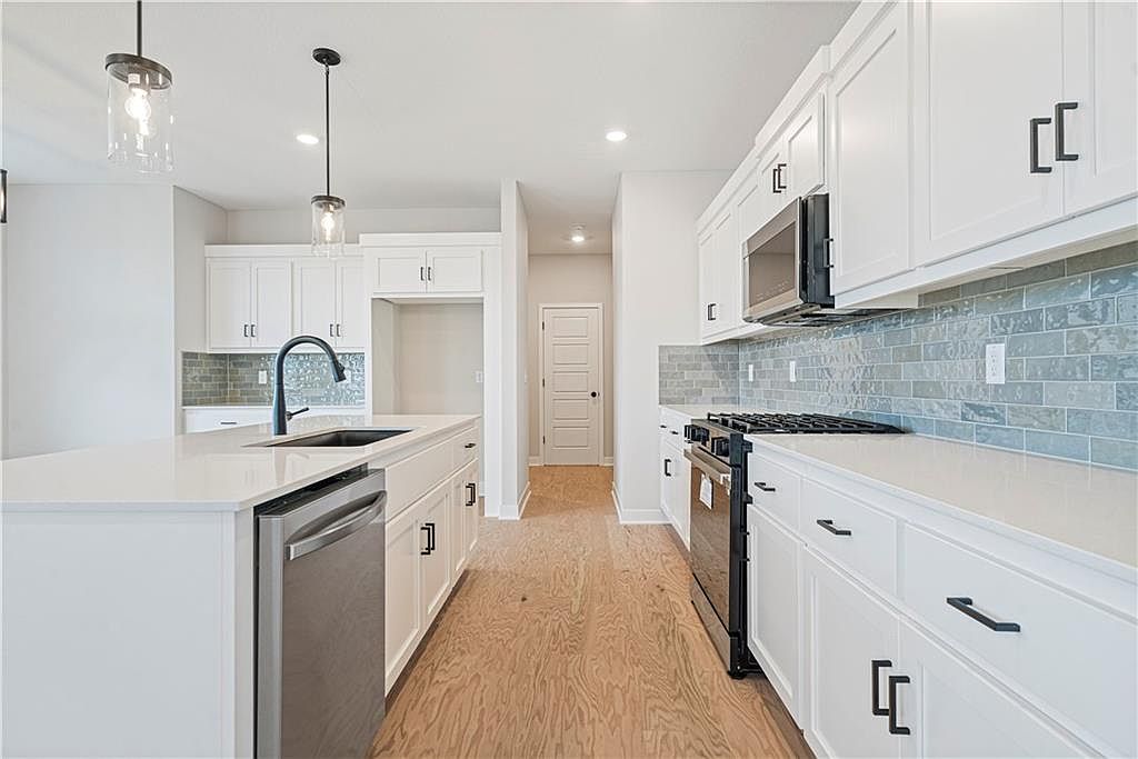 10527 N Jefferson Street — photo 12
