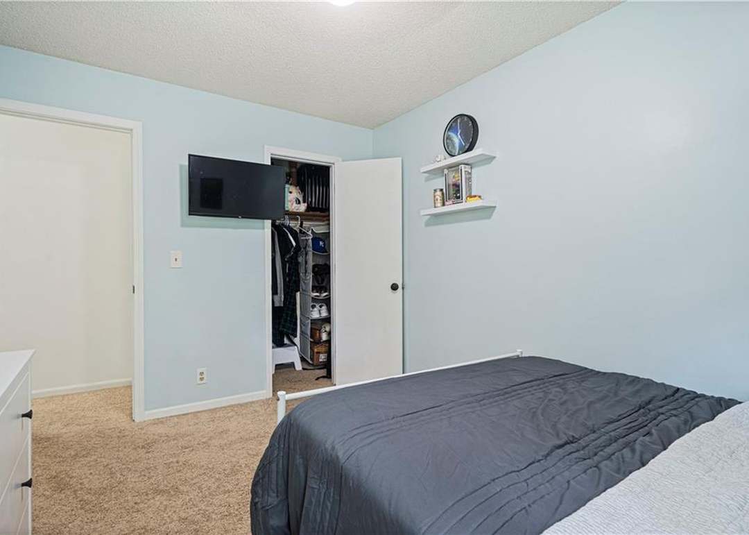 10561 Bradshaw Street — photo 5