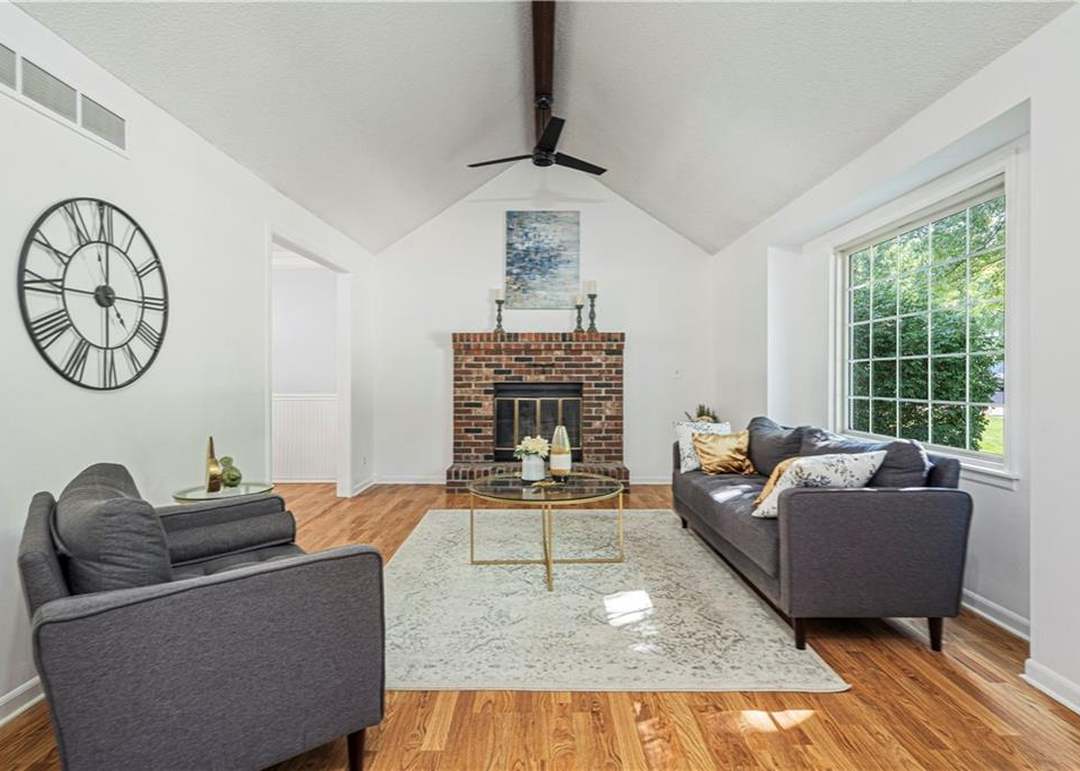 10561 Bradshaw Street — photo 8