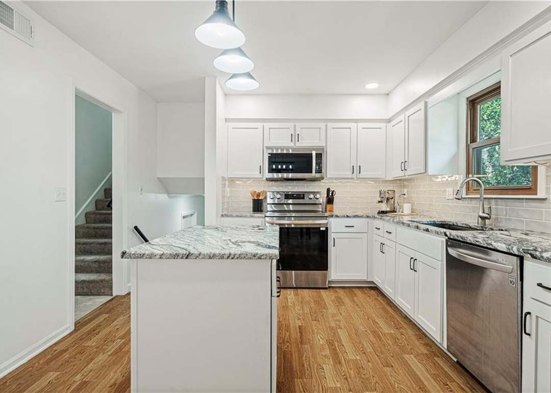 10561 Bradshaw Street — photo 15