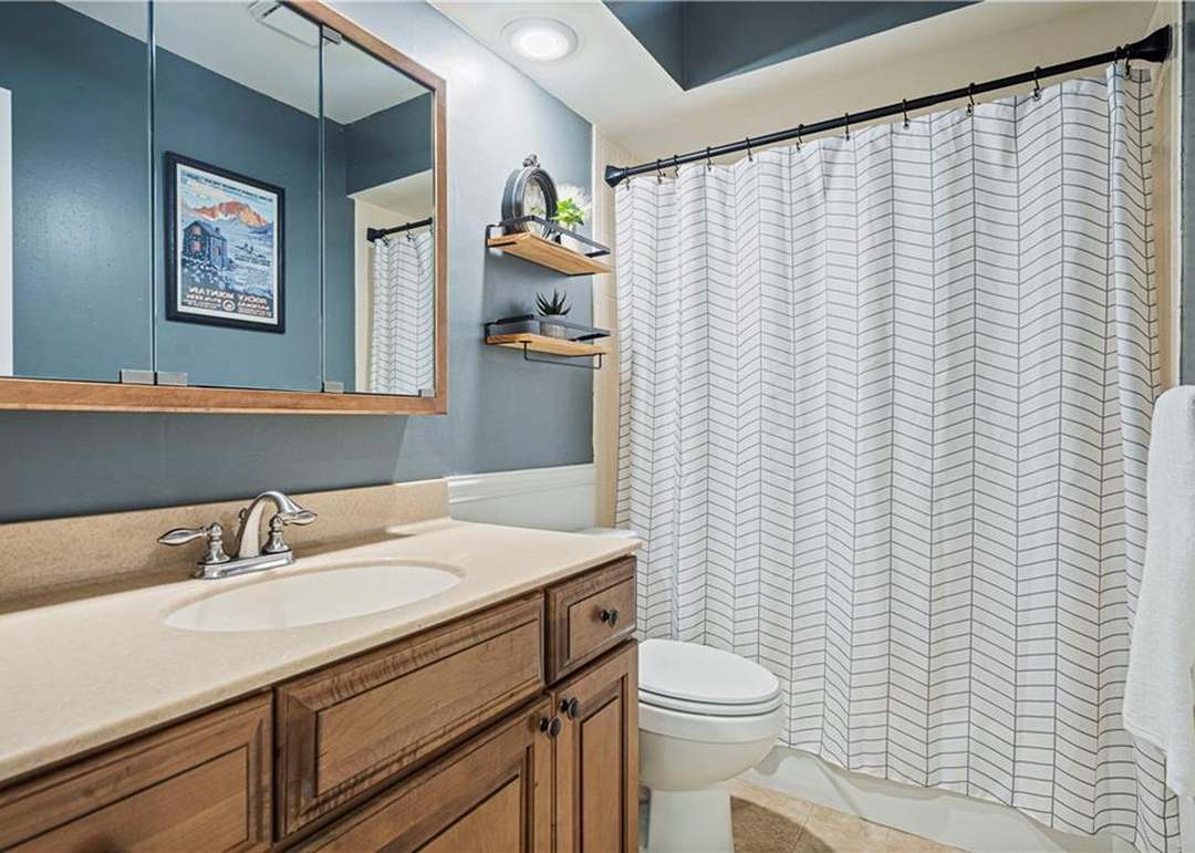 10561 Bradshaw Street — photo 17