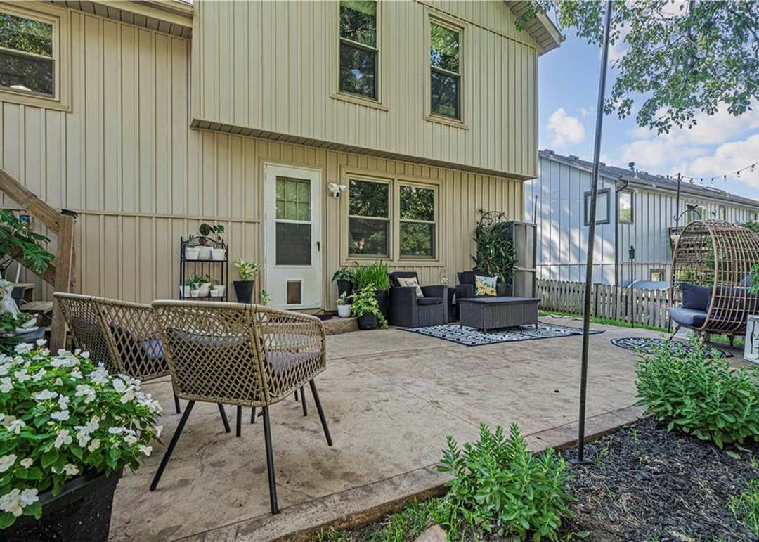 10561 Bradshaw Street — photo 28