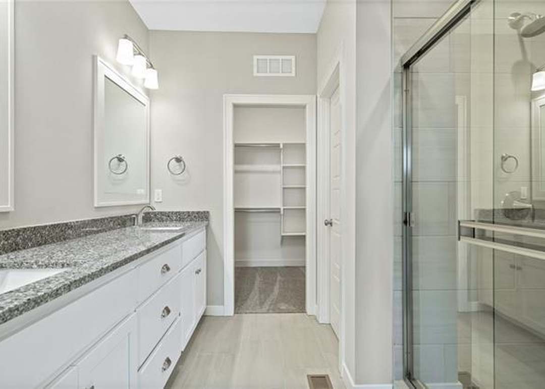 10620 N Holly Street — photo 6