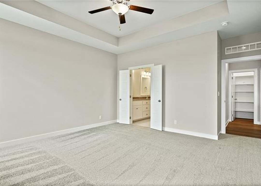 10620 N Holly Street — photo 26