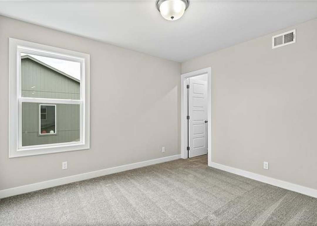 10620 N Holly Street — photo 31