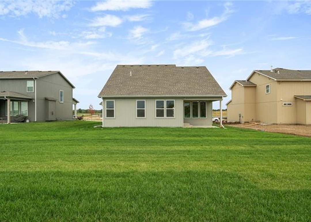 10620 N Holly Street — photo 37