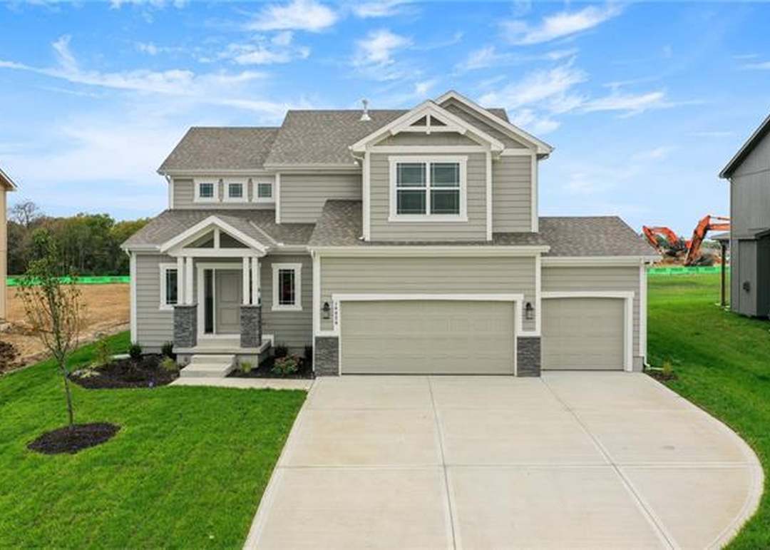 10620 N Holly Street — photo 42