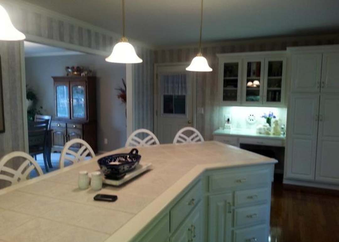 107 N Hillcrest Road — photo 8