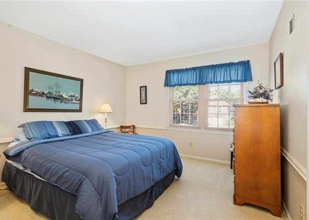 10803 W 102nd Street — photo 26
