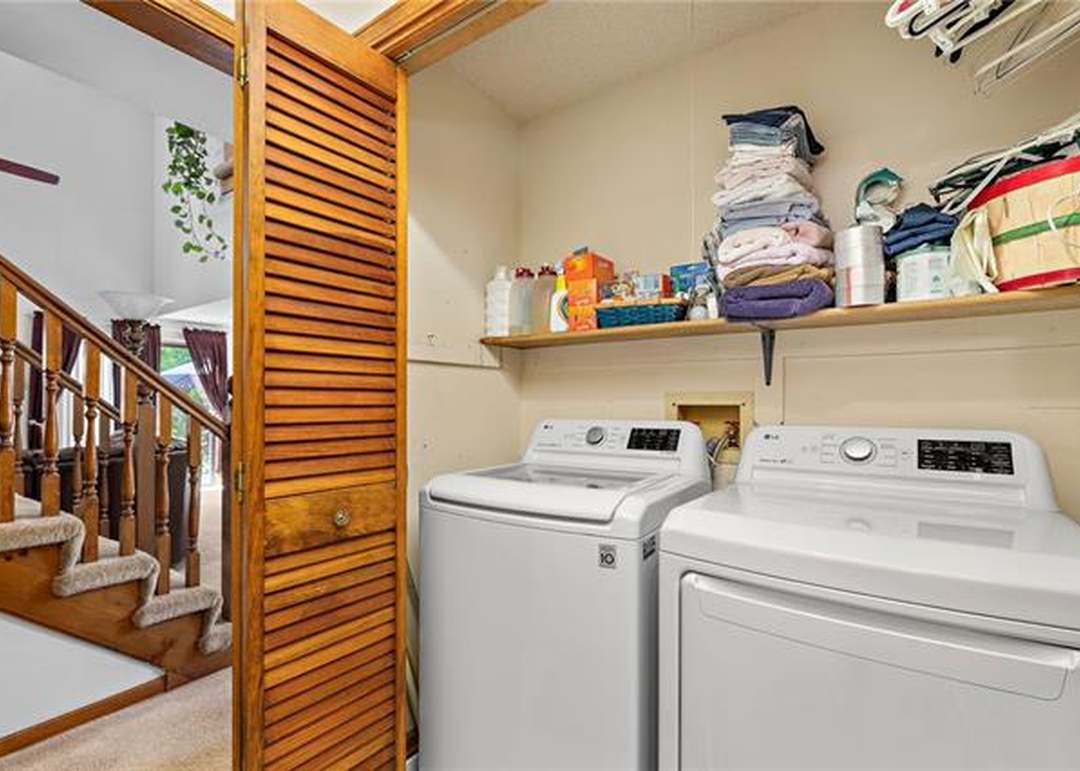 10803 W 115th Terrace — photo 3