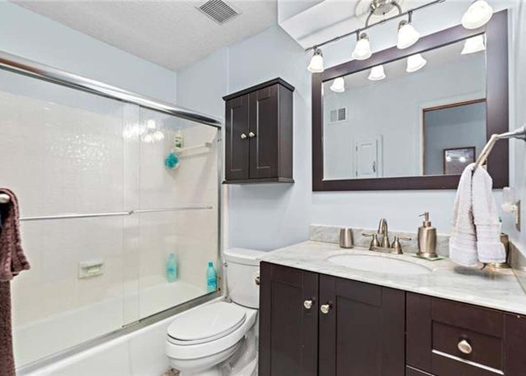 10803 W 115th Terrace — photo 16