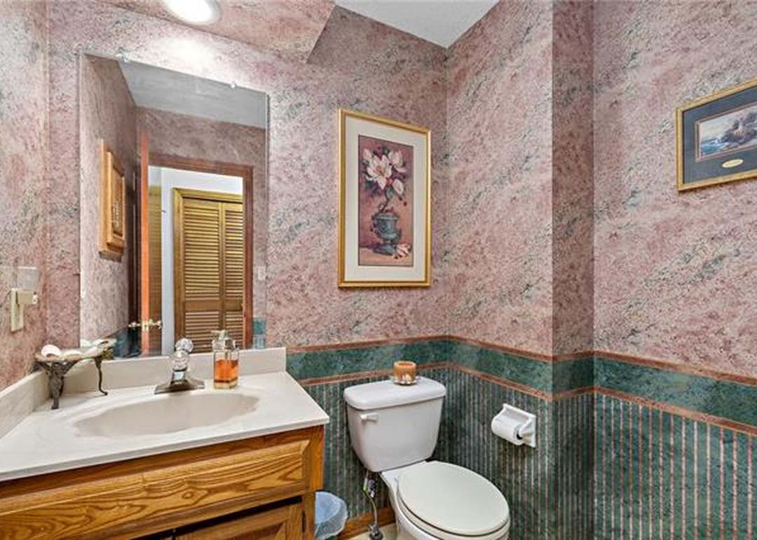 10803 W 115th Terrace — photo 17